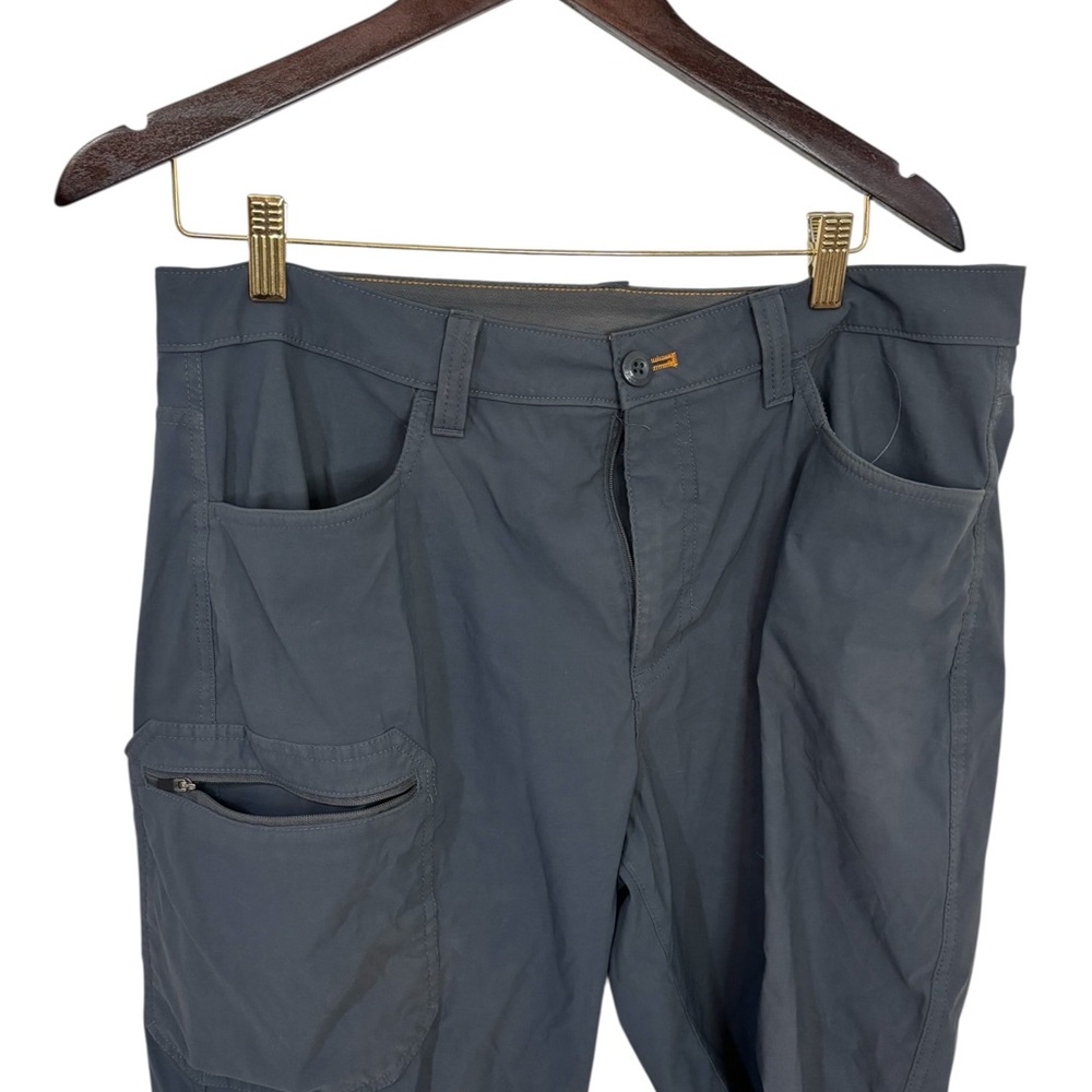 Men’s Gray Eddie Bauer Casual Shorts size 34